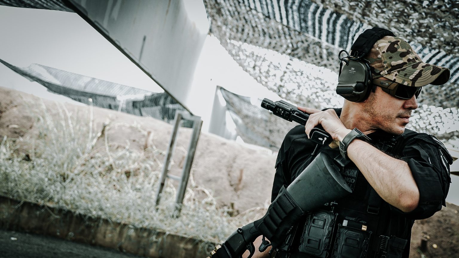 COMBAT SHOTGUN – Team Tango