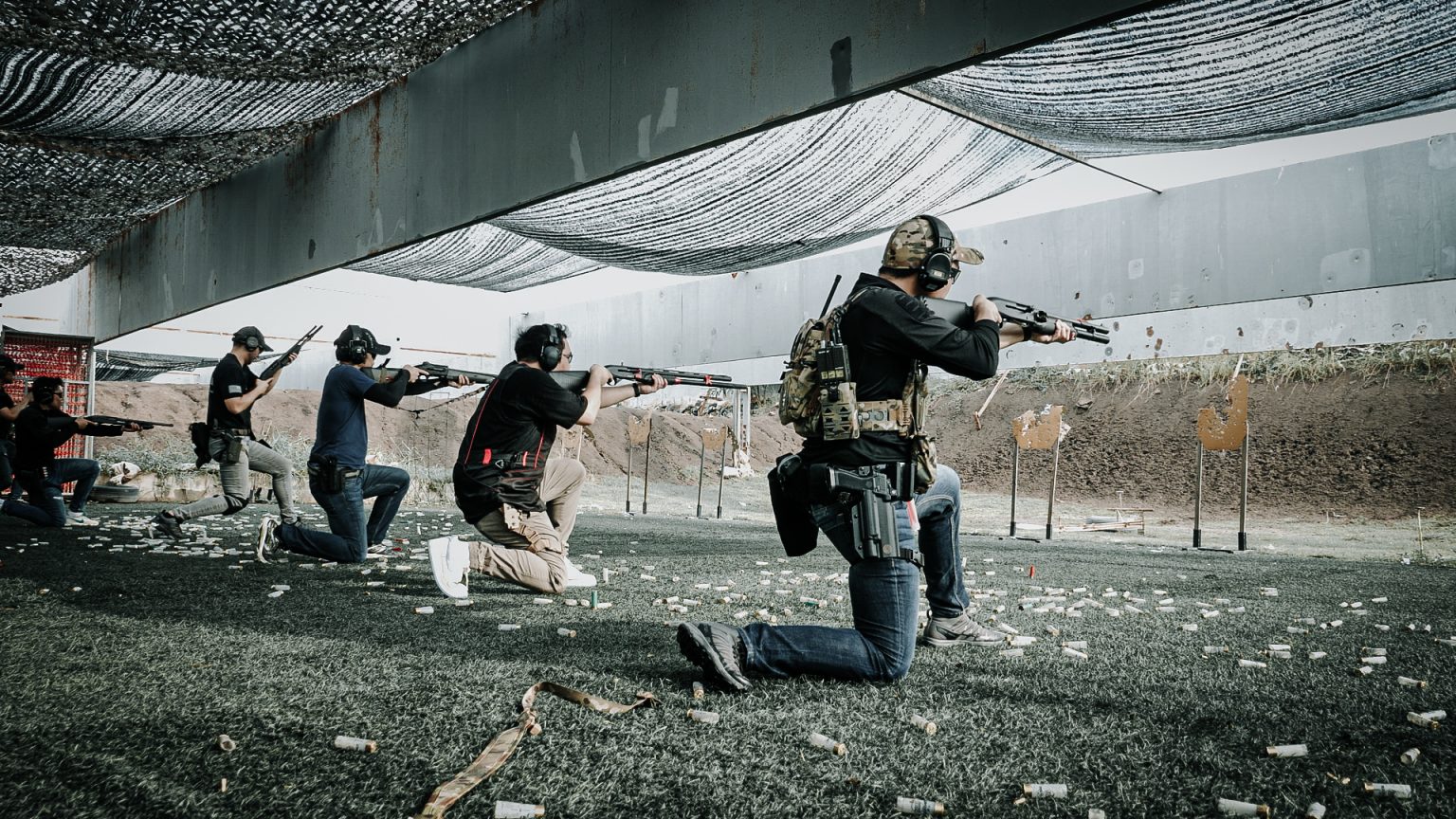 COMBAT SHOTGUN – Team Tango